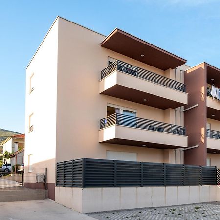 Apartment Ivi Trogir Exteriör bild