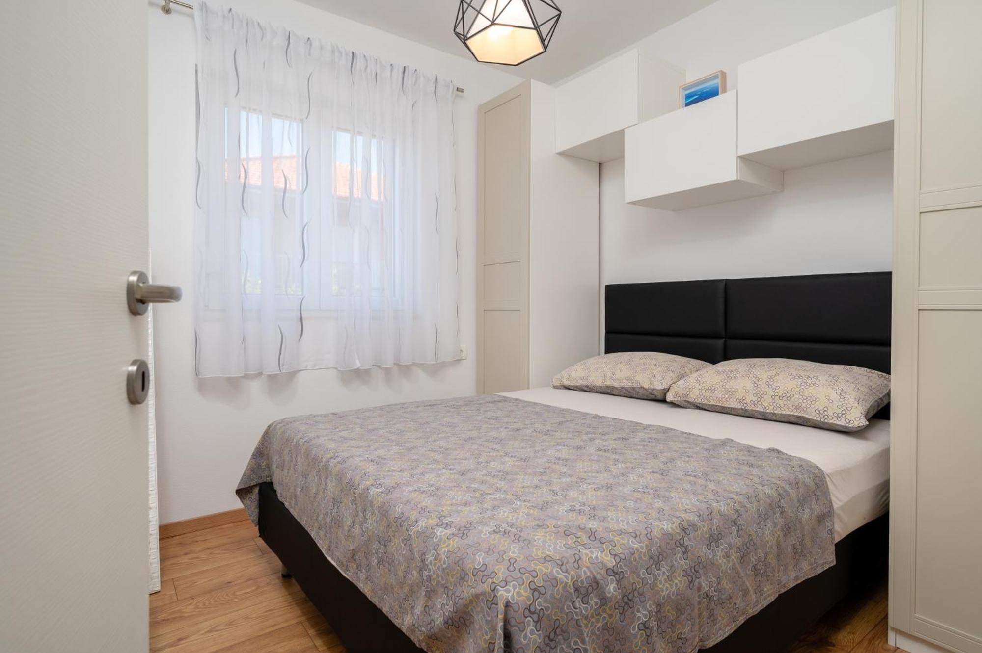 Apartment Ivi Trogir Exteriör bild