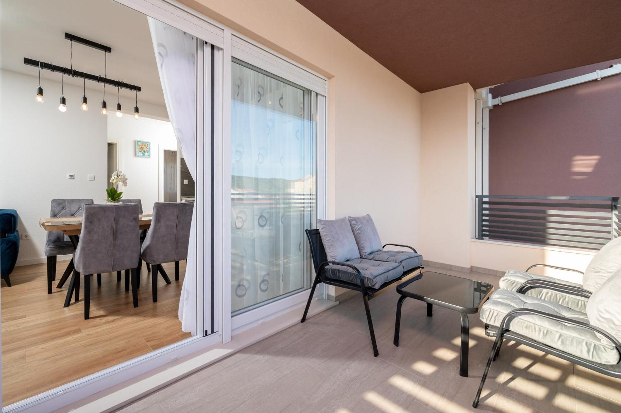 Apartment Ivi Trogir Exteriör bild