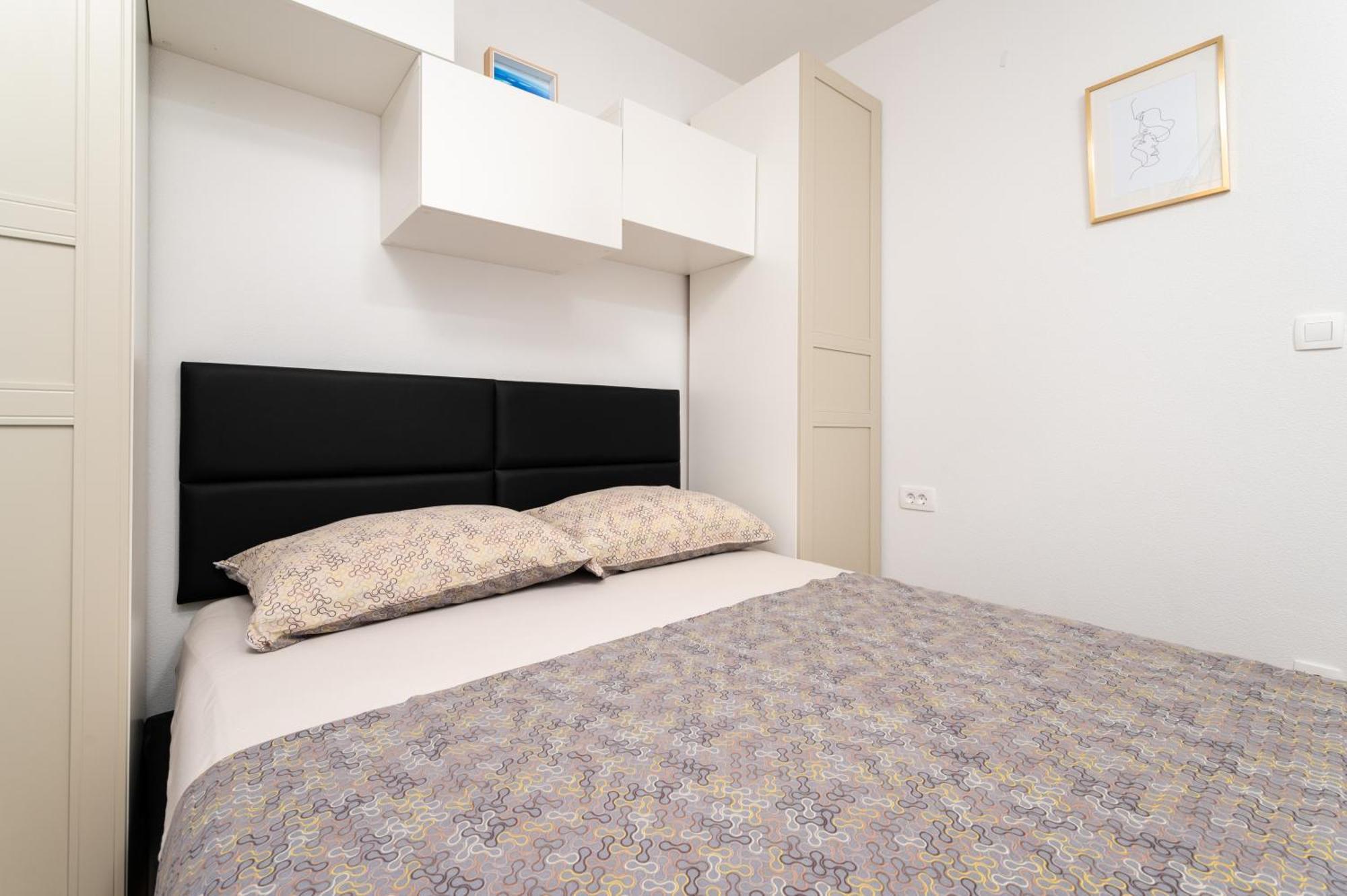 Apartment Ivi Trogir Exteriör bild