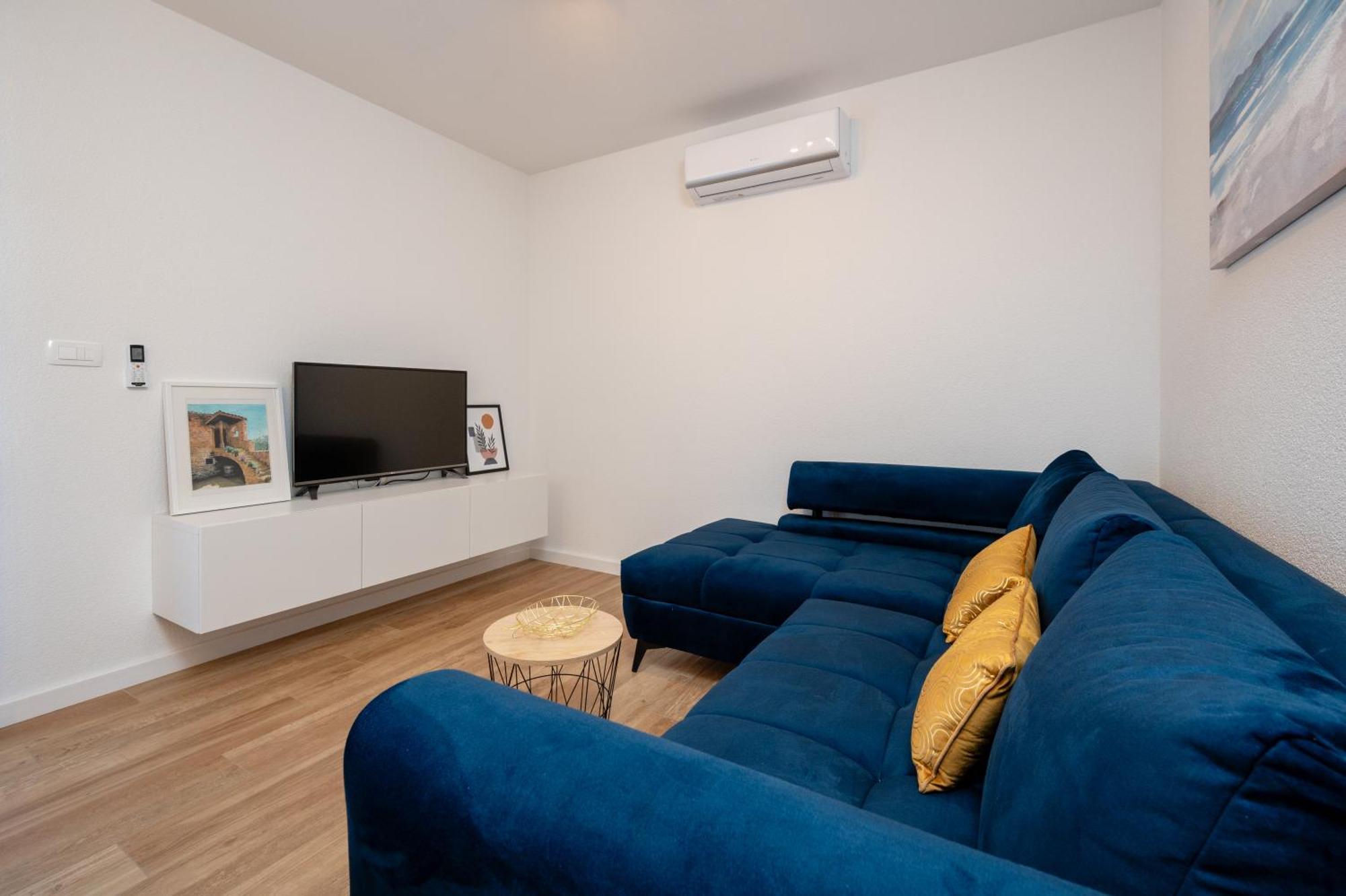 Apartment Ivi Trogir Exteriör bild